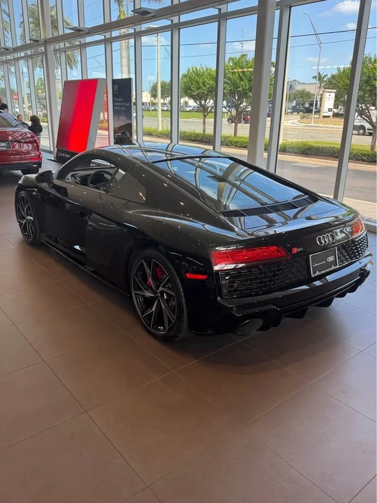 2023 Audi 4S R8 - Image 2 of 10