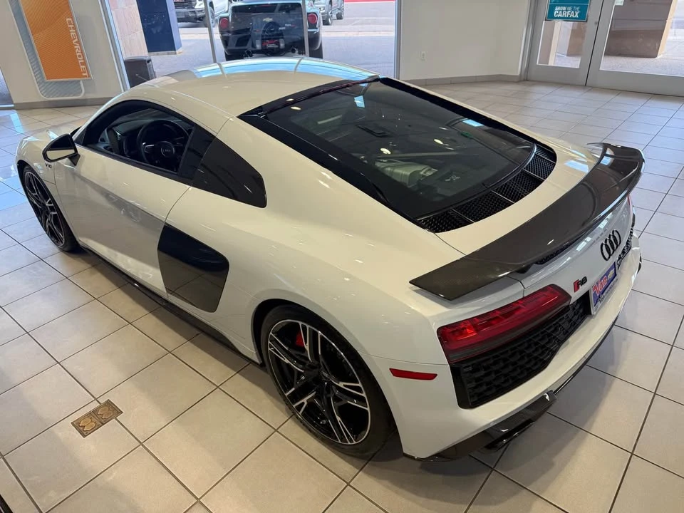 2023 Audi 4S R8 - Image 4 of 10