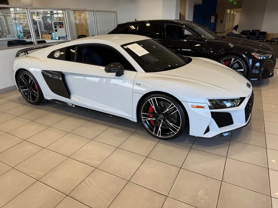 2023 Audi 4S R8 - Image 2 of 10