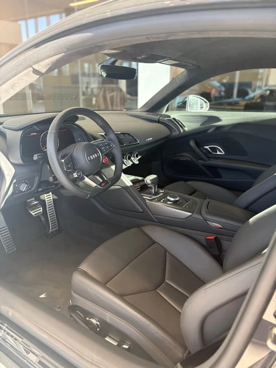 2023 Audi 4S R8 - Image 8 of 10