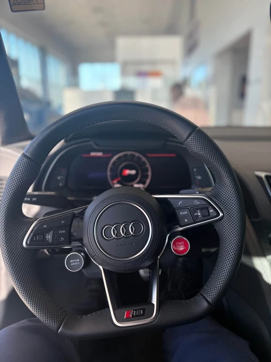 2023 Audi 4S R8 - Image 9 of 10