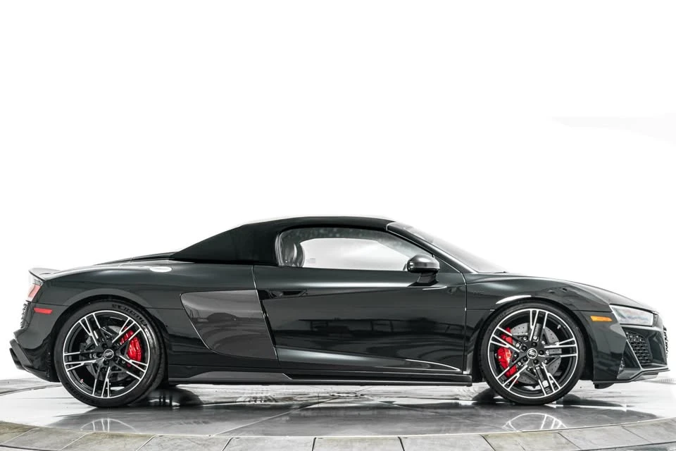 2023 Audi 4S R8 - Image 14 of 15
