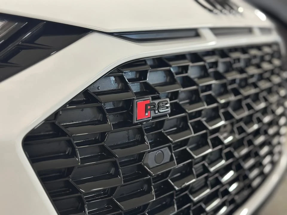 2023 Audi 4S R8 - Image 2 of 17
