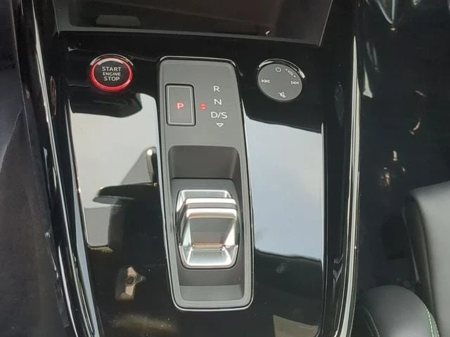 2023 Audi 8Y RS3 - Image 10 of 18