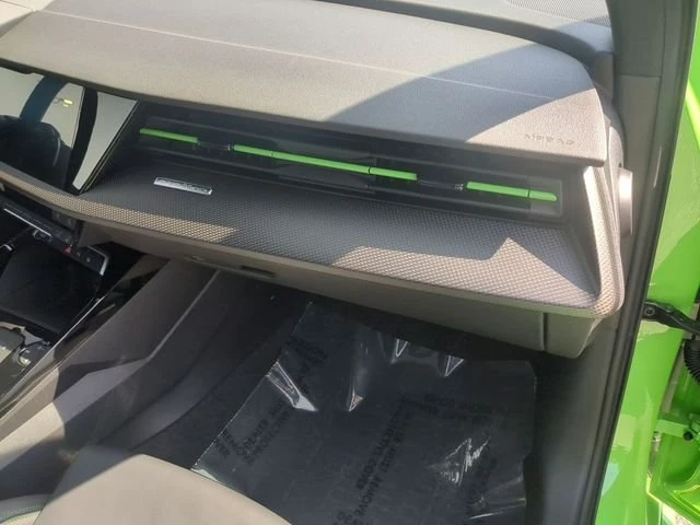 2023 Audi 8Y RS3 - Image 18 of 18