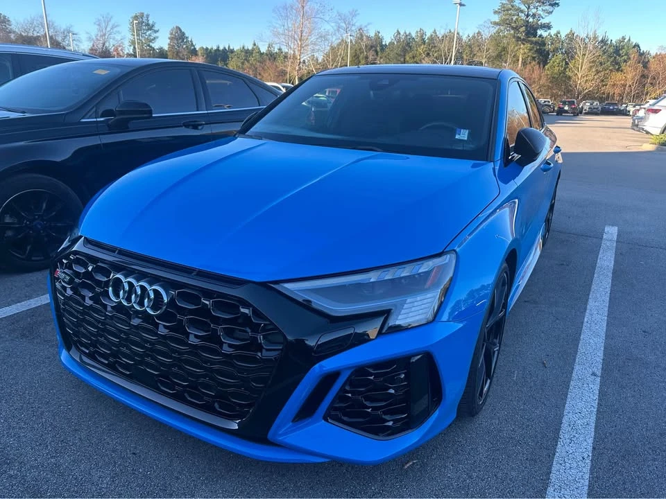 2023 Audi 8Y RS3 - Image 4 of 5