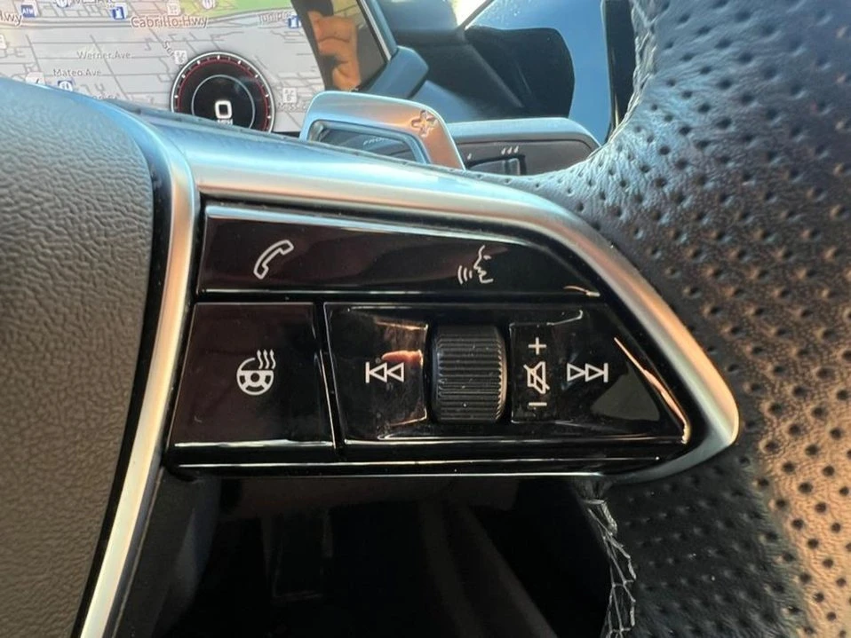 2023 Audi e-tron GT - Image 16 of 20