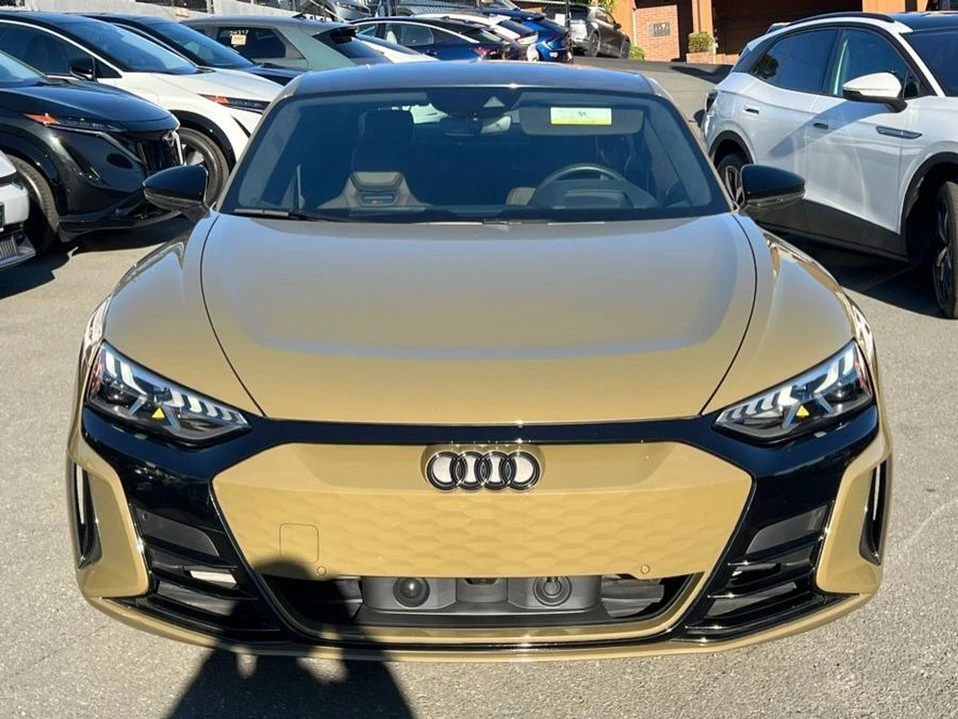 2023 Audi e-tron GT - Image 2 of 20