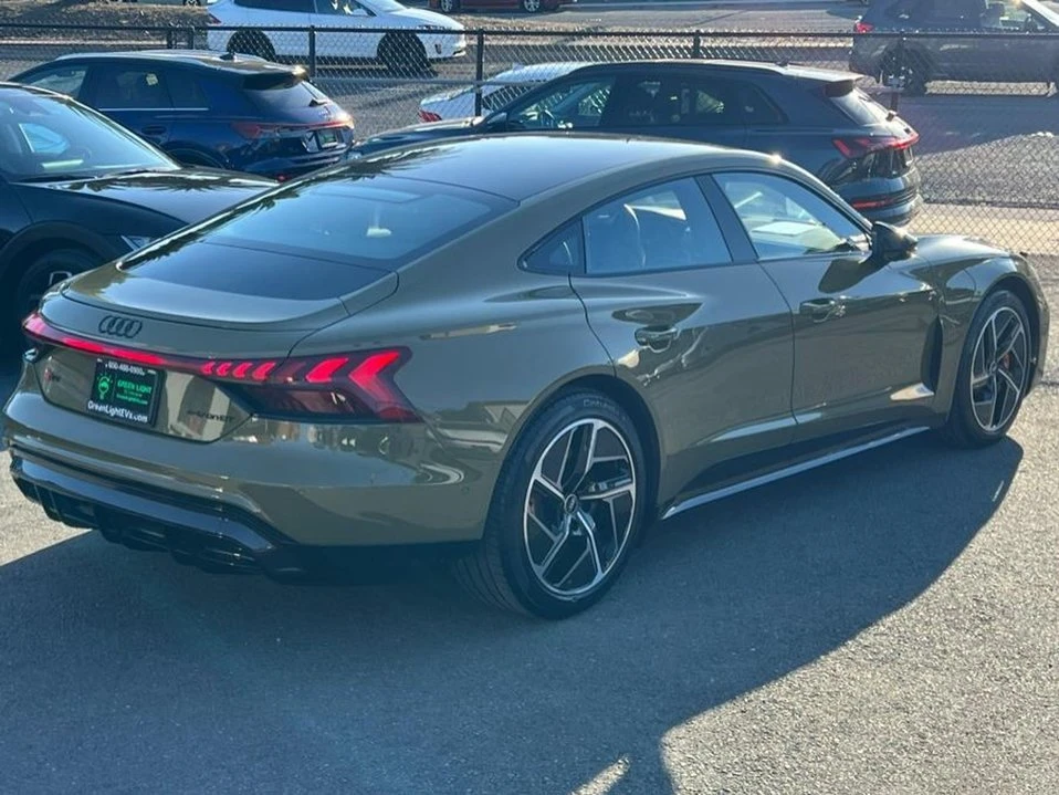 2023 Audi e-tron GT - Image 5 of 20