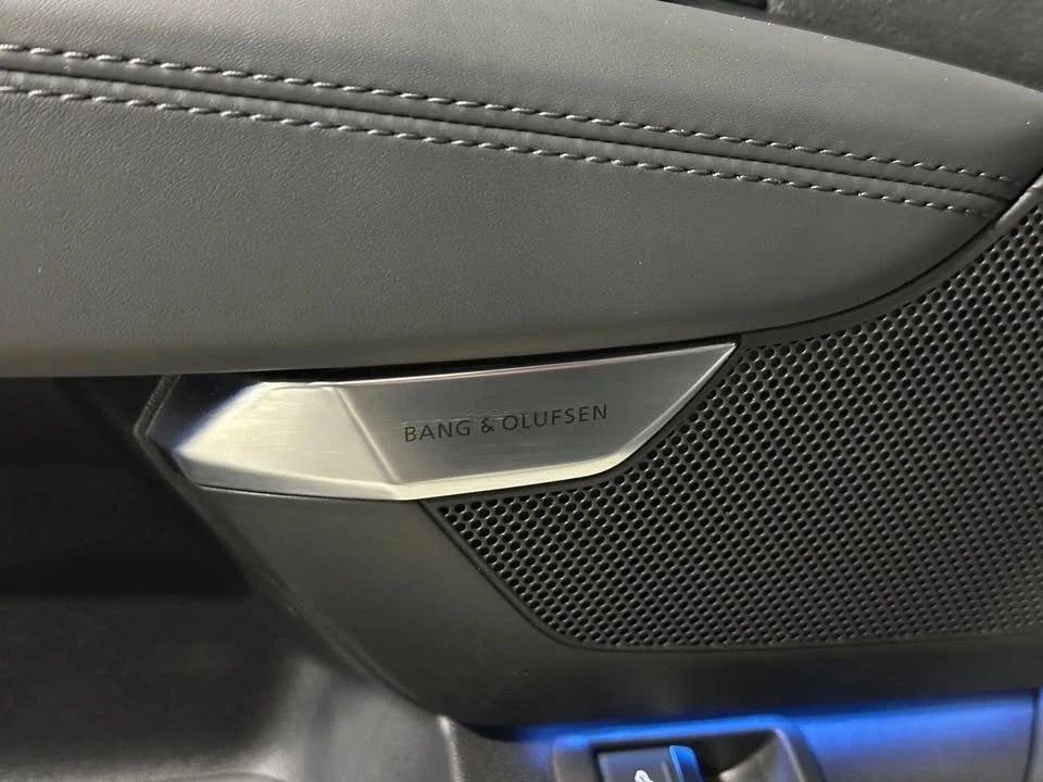 2023 Audi e-tron GT - Image 12 of 19