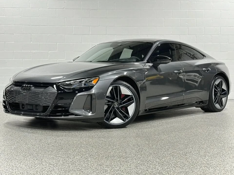 2023 Audi e-tron GT - Image 2 of 19