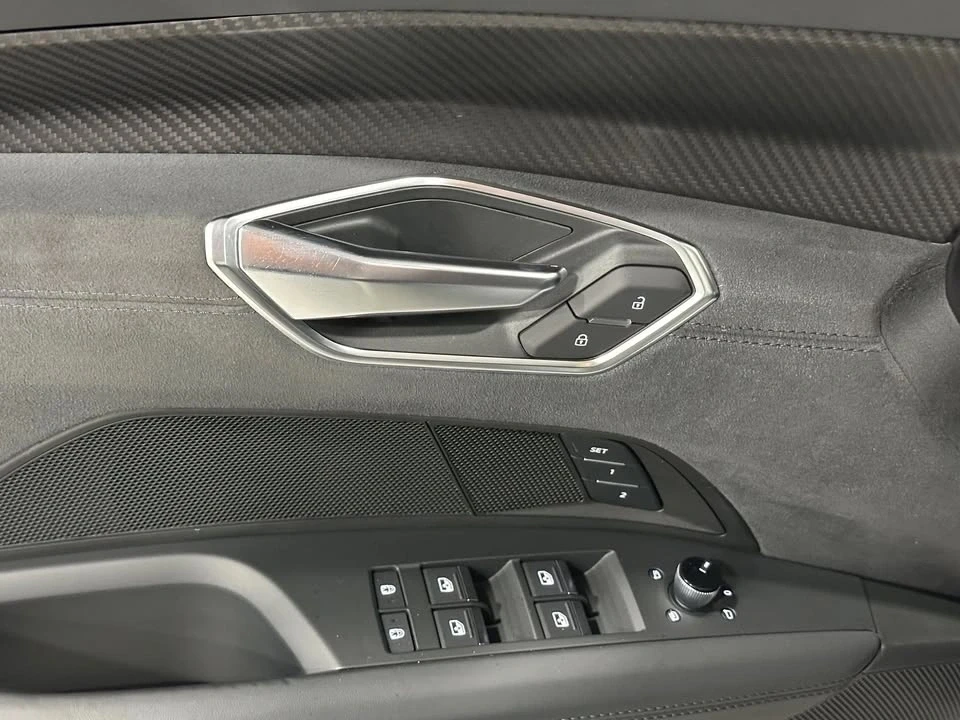 2023 Audi e-tron GT - Image 11 of 19