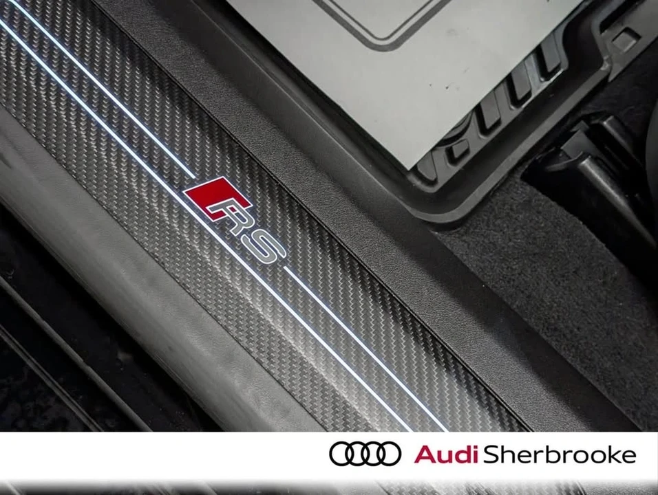 2023 Audi e-tron GT - Image 12 of 20