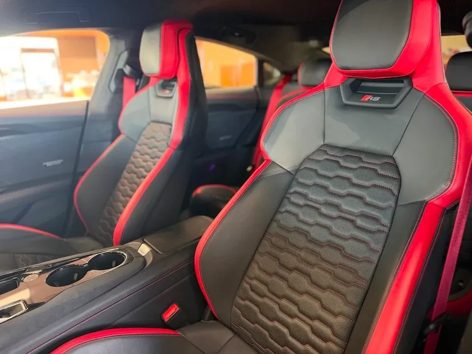 2023 Audi RS e-tron GT - Image 18 of 20