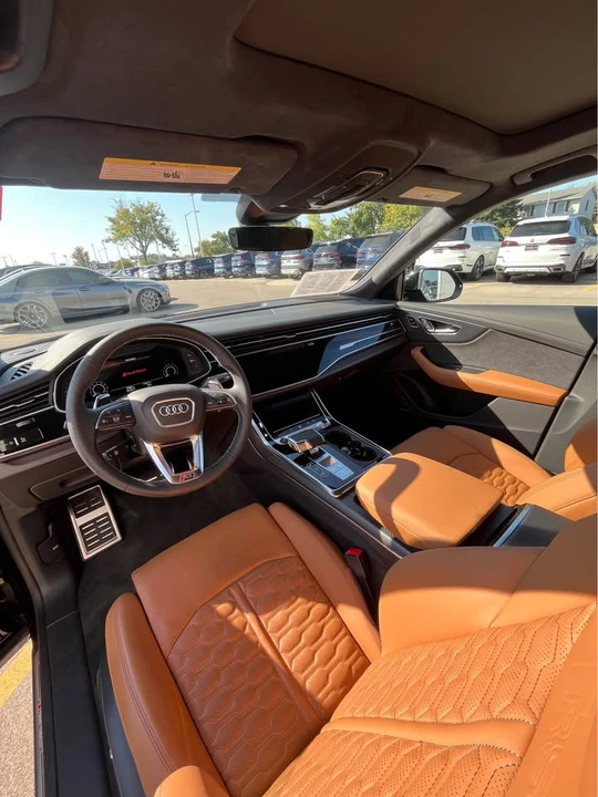 2023 Audi RS Q8 - Image 5 of 10