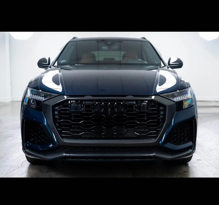 2023 Audi RS Q8 - Image 5 of 5