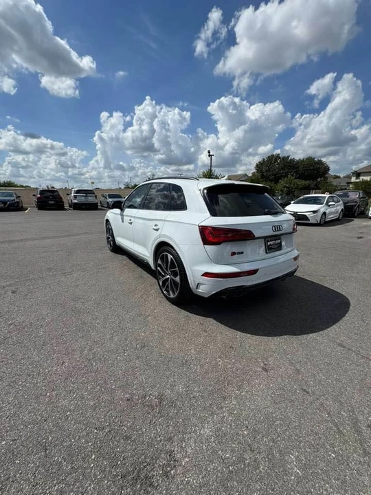 2023 Audi FY SQ5 - Image 4 of 11