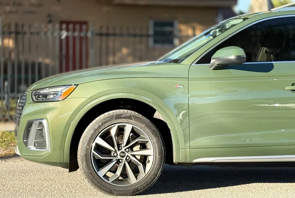 2023 Audi FY SQ5 - Image 8 of 13