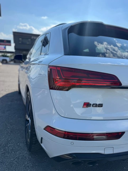 2023 Audi FY SQ5 - Image 7 of 17
