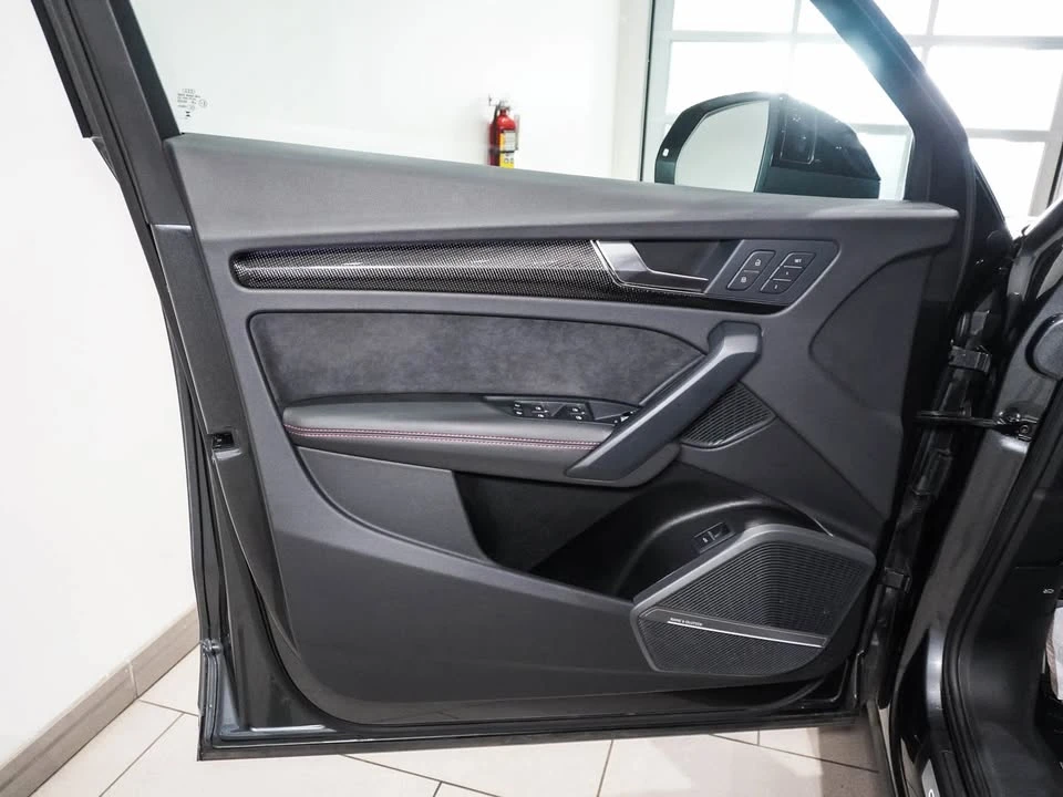 2023 Audi FY SQ5 - Image 8 of 10
