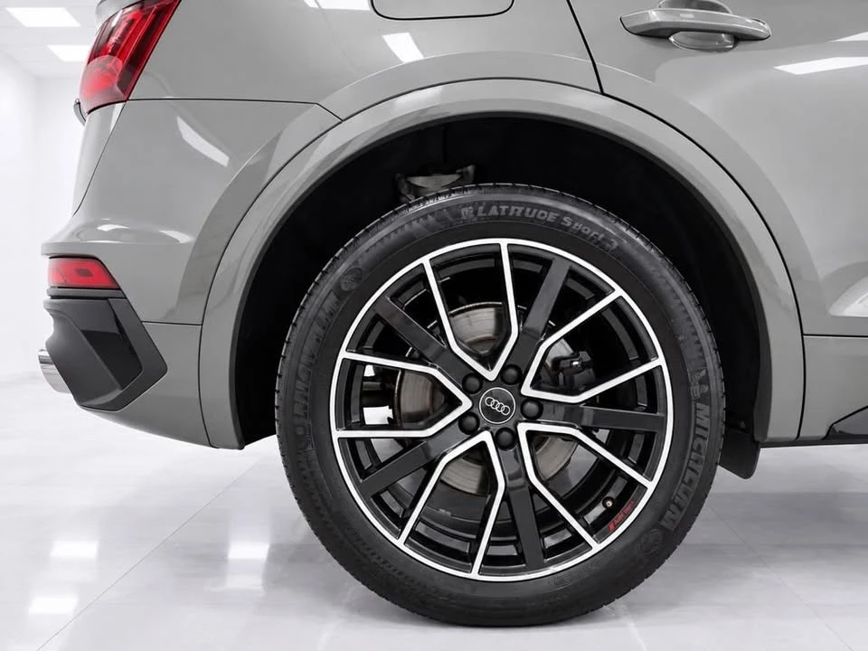 2023 Audi FY SQ5 - Image 9 of 20