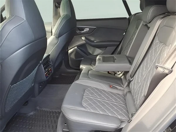 2023 Audi SQ8 - Image 6 of 7