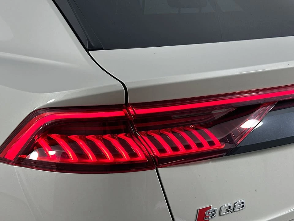 2023 Audi SQ8 - Image 11 of 15