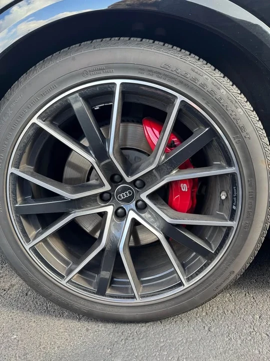 2023 Audi SQ8 - Image 3 of 7