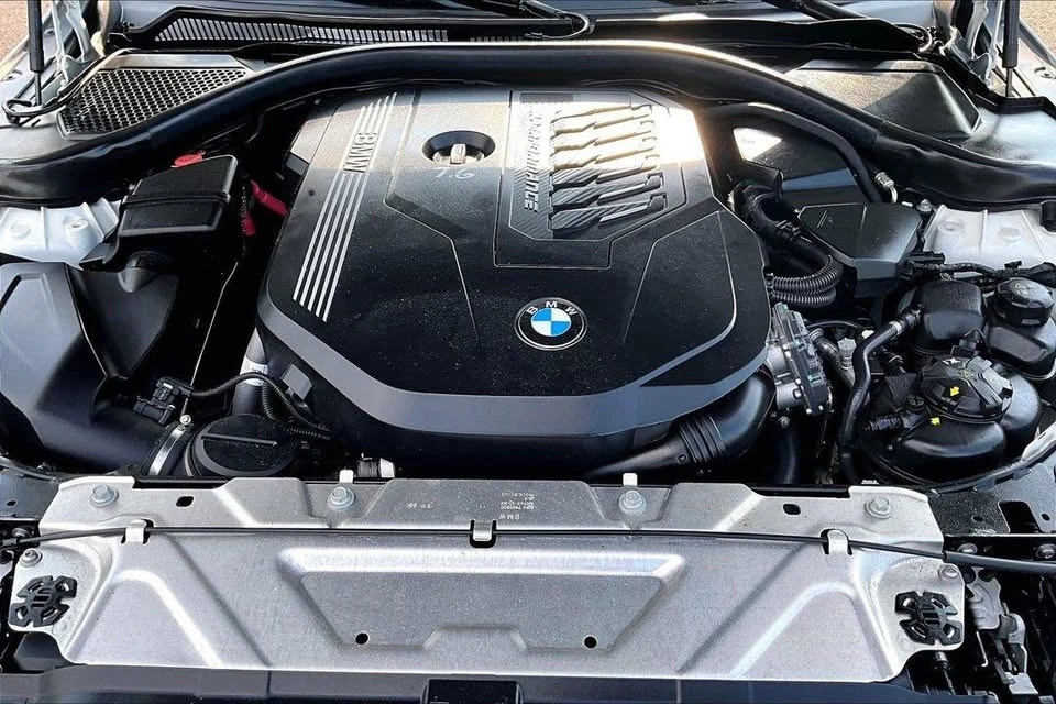 2023 BMW G42 M240i - Image 9 of 20