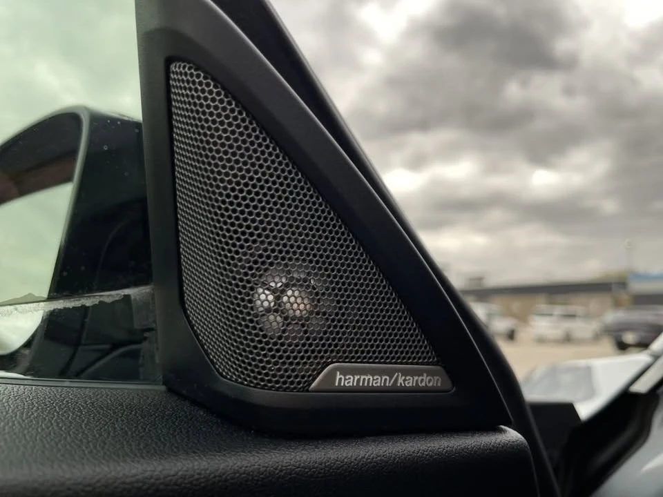 2023 BMW G42 M240i - Image 9 of 18