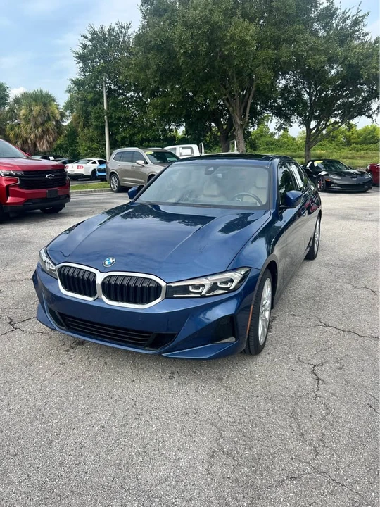 2023 BMW G20 3 Series Sedan - Image 3 of 4