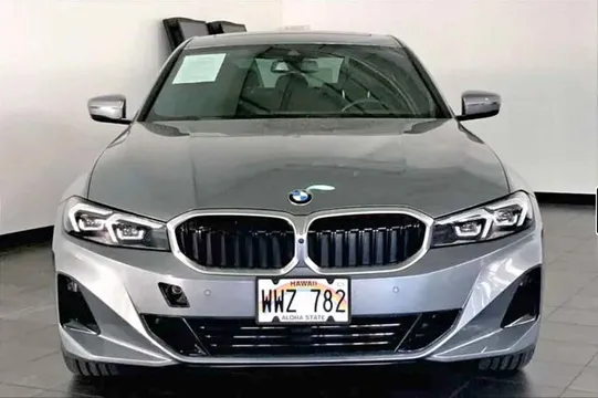 2023 BMW 3 Series 330i Sedan