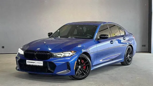 2023 BMW 3 Series 330i xDrive Sedan 4D