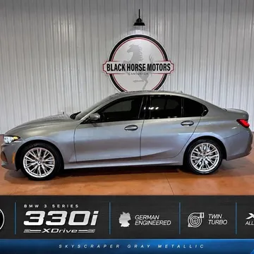 2023 BMW 330xi Sedan