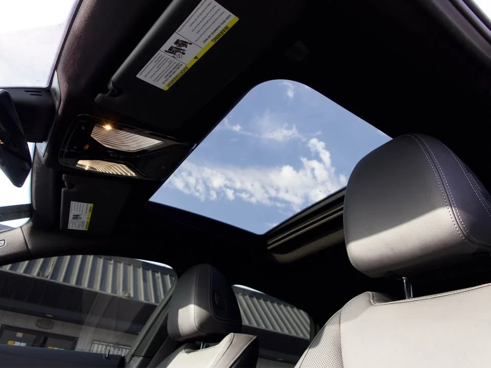 2023 BMW 4 Series - Image 13 of 20