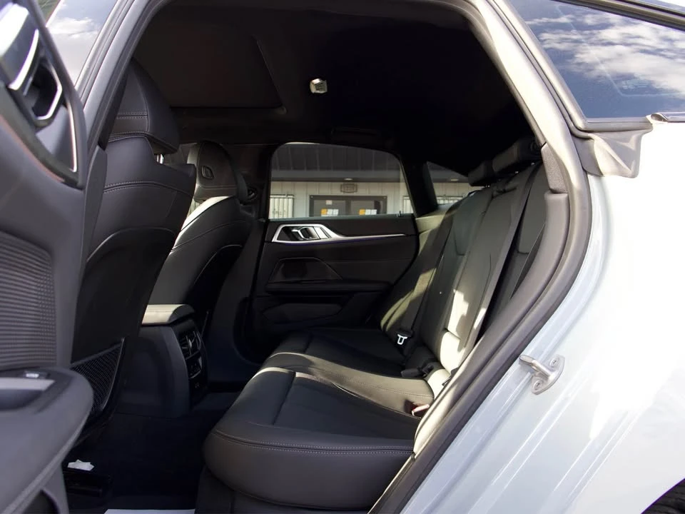 2023 BMW 4 Series - Image 14 of 20