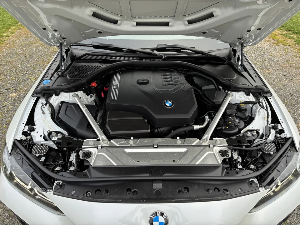 2023 BMW 4 Series - Image 14 of 21