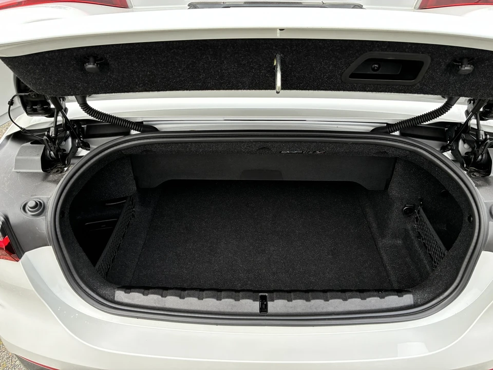 2023 BMW 4 Series - Image 19 of 21