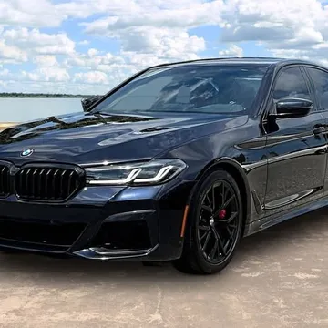 2023 BMW 5 Series 530i