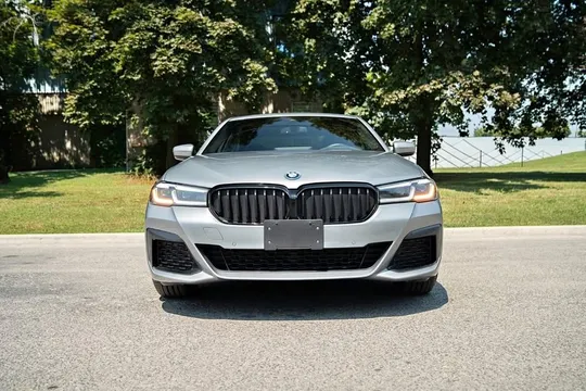 2023 BMW 530e xDrive Sedan