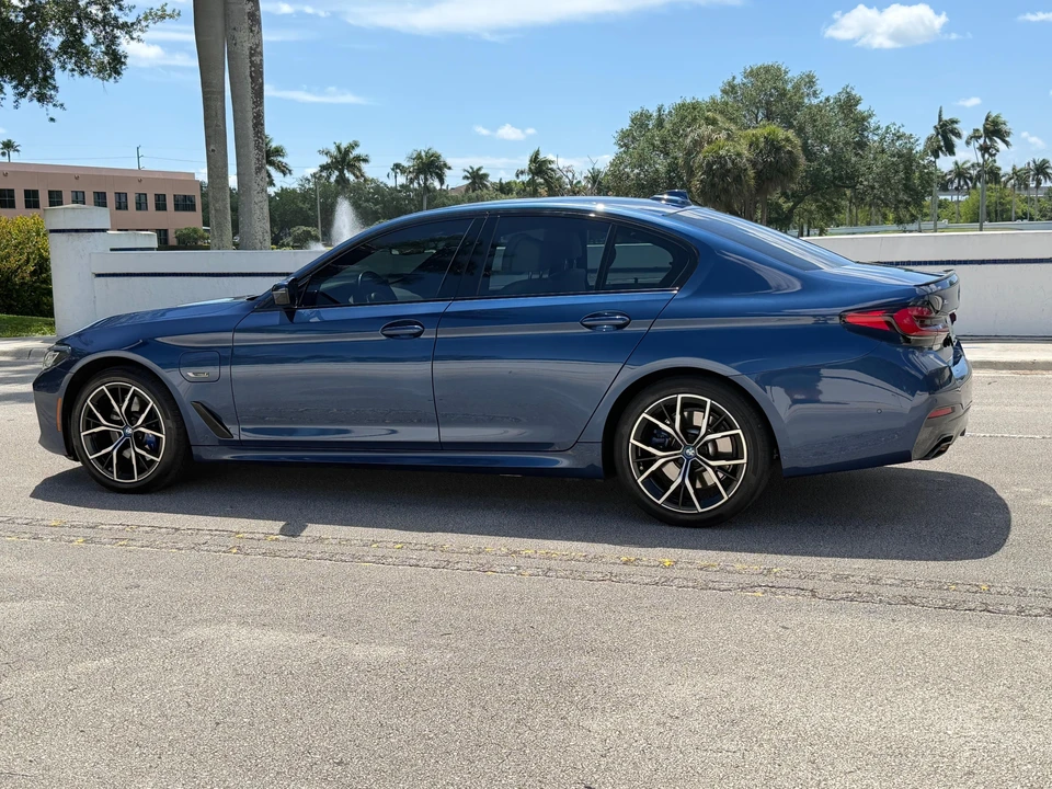 2023 BMW G30 5 Series Sedan - Image 12 of 31