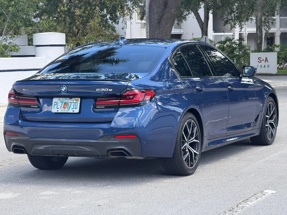 2023 BMW G30 5 Series Sedan - Image 20 of 31