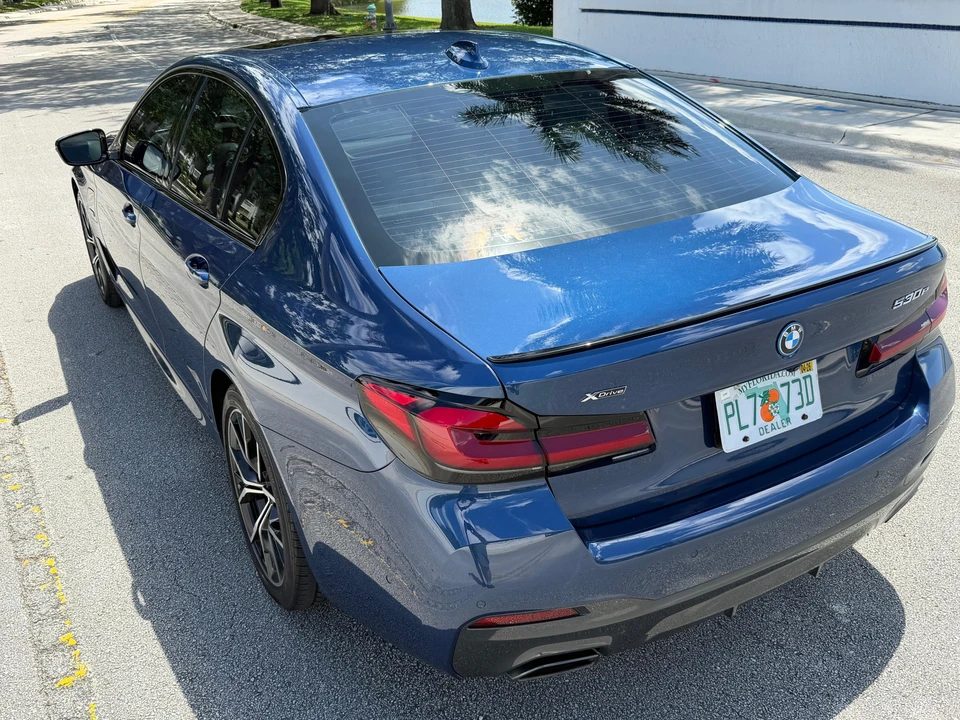 2023 BMW G30 5 Series Sedan - Image 15 of 31