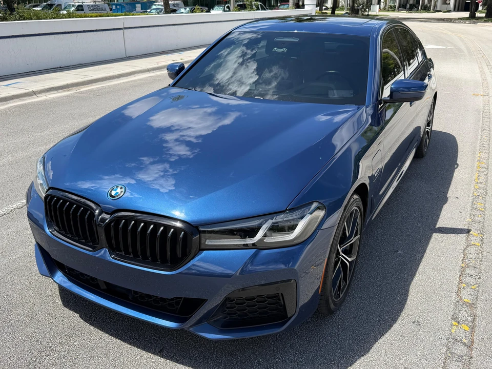 2023 BMW G30 5 Series Sedan - Image 7 of 31
