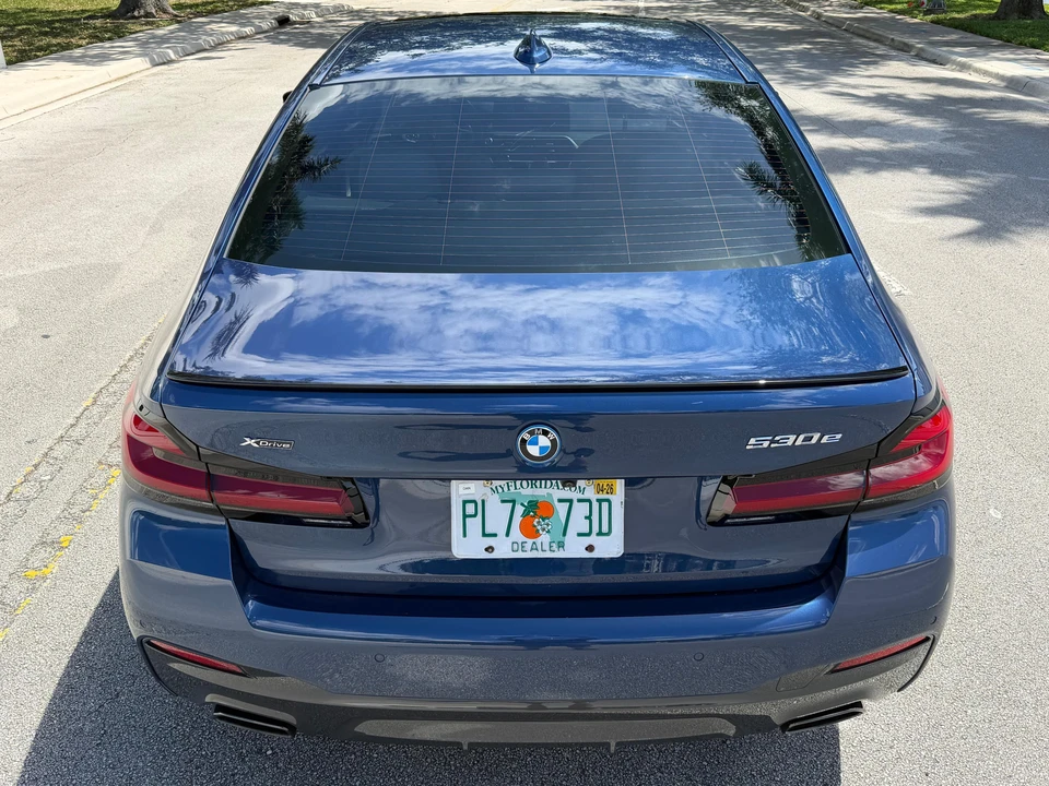 2023 BMW G30 5 Series Sedan - Image 17 of 31