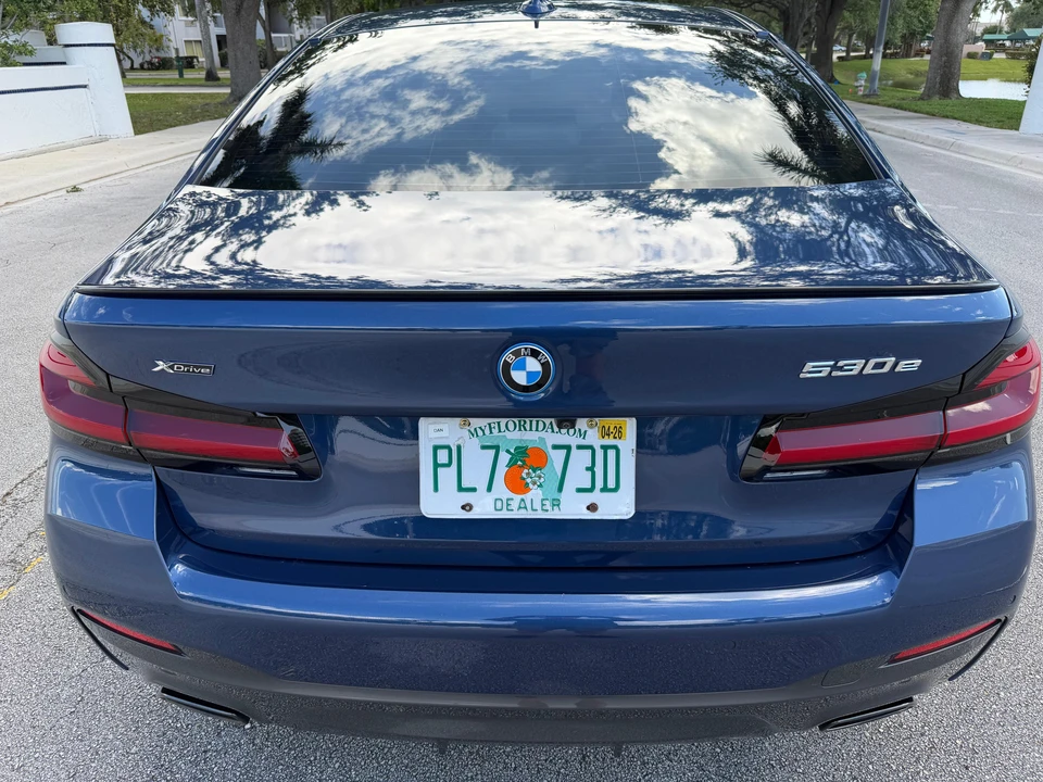 2023 BMW G30 5 Series Sedan - Image 18 of 31
