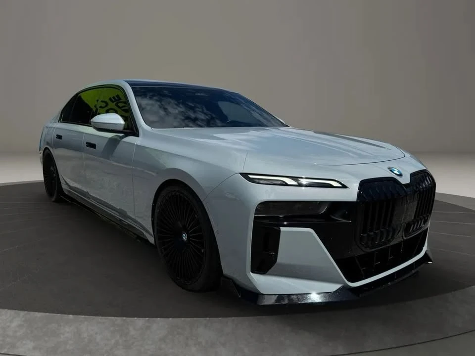 2023 BMW G70 7 Series - Image 4 of 20