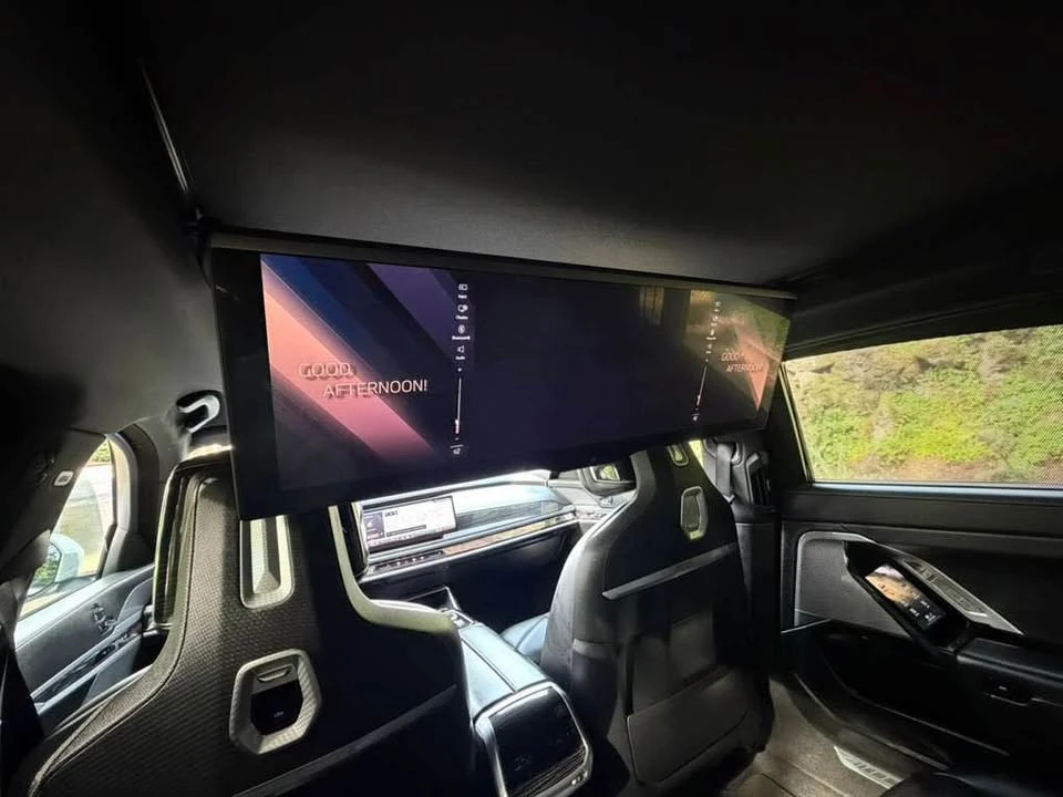 2023 BMW G70 7 Series - Image 12 of 19