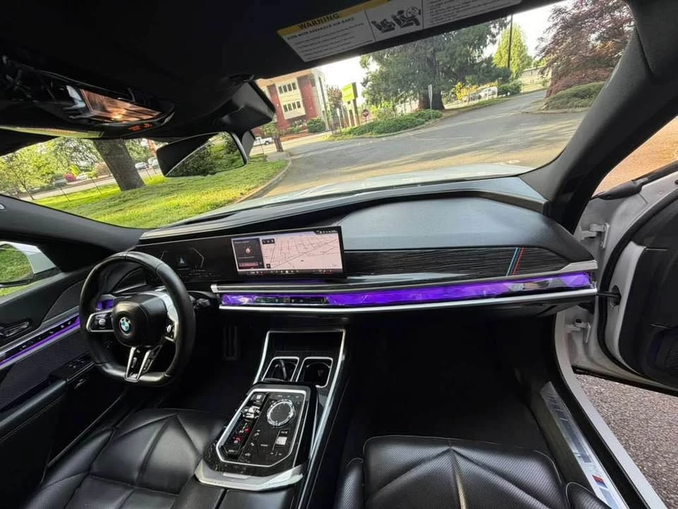 2023 BMW G70 7 Series - Image 10 of 19
