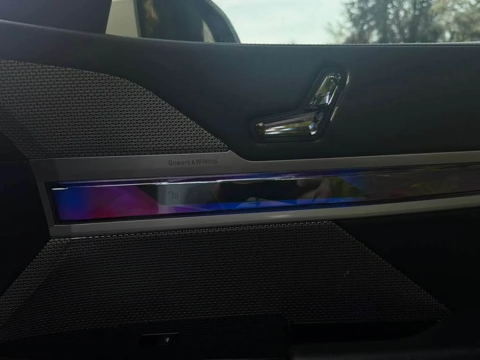 2023 BMW G70 7 Series - Image 13 of 19